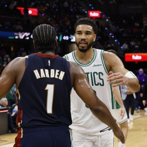 kaiyun.com-锁定东四~次轮避开绿军至关重要 哈登防守短板使骑士极度依赖进攻