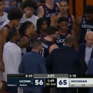 开云-没悬念了！索罗·鲍尔快攻不进&amp;麦肯尼三分命中 密歇根领先9分